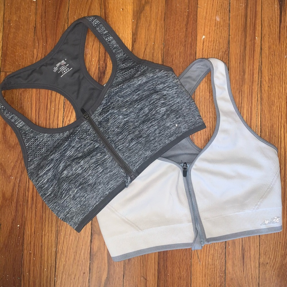 Zip sports bras